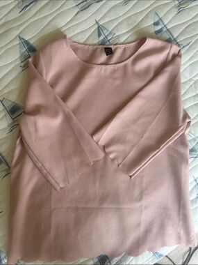 Light Pink Scallop Hem Blouse